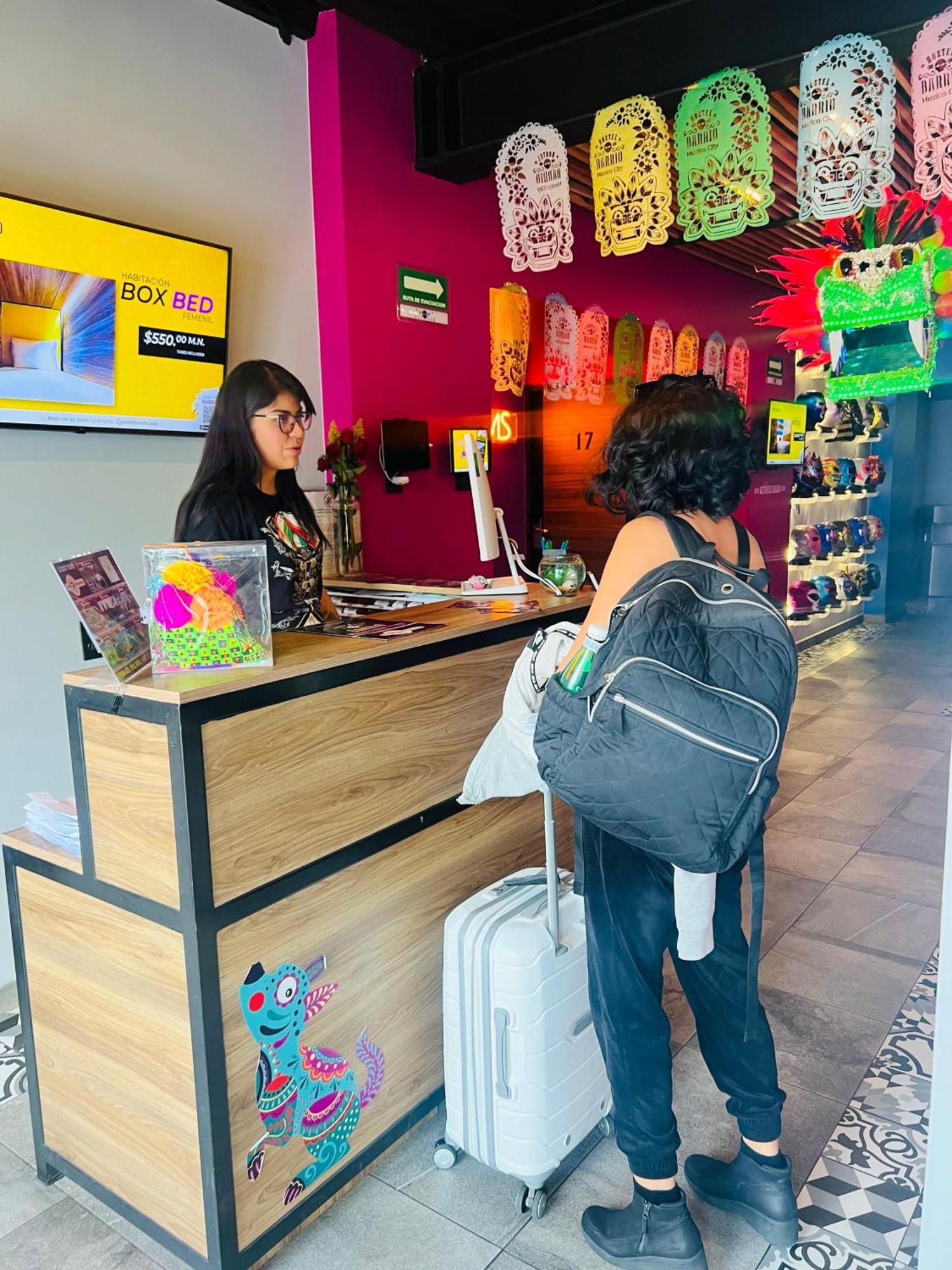Barrio Downtown Mexico City Hostel מראה חיצוני תמונה